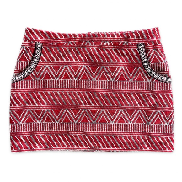JustFab Skirt - Picture 1 of 10